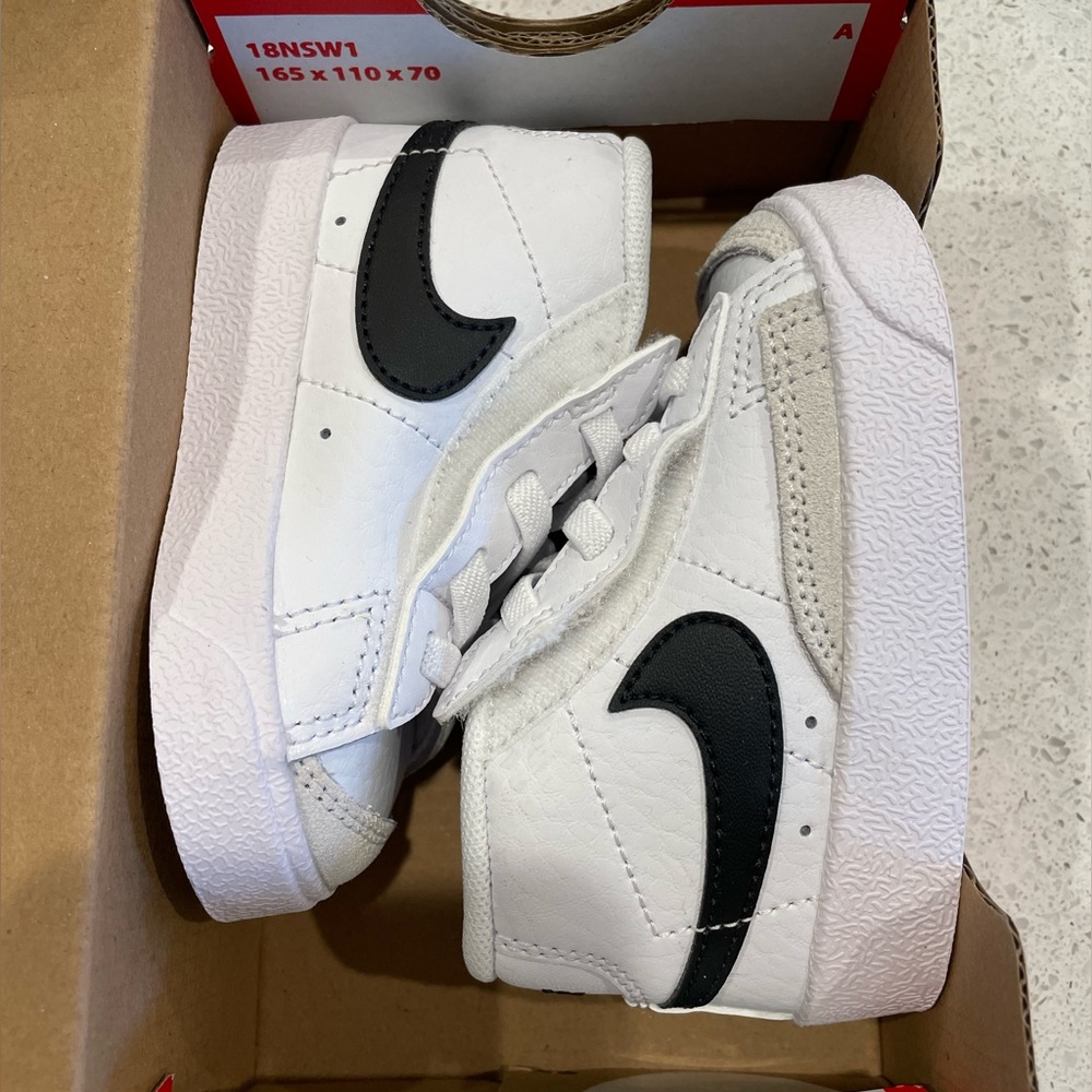 Nike Blazer Mid '77
Baby/Toddler Shoes